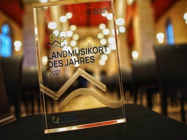 Plakette Landmusikort des Jahres (Foto: Herby Oppermann)